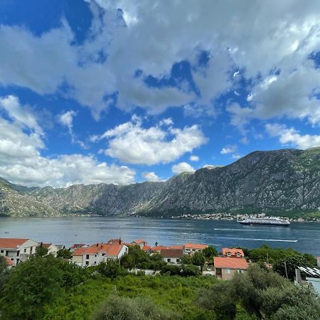 Apartments Krivokapic Prcanj With Bay View Kotor Exteriér fotografie