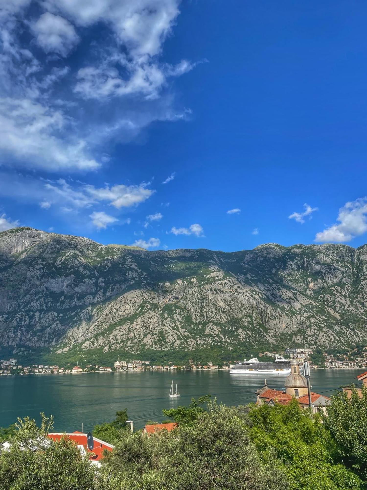 Apartments Krivokapic Prcanj With Bay View Kotor Exteriér fotografie