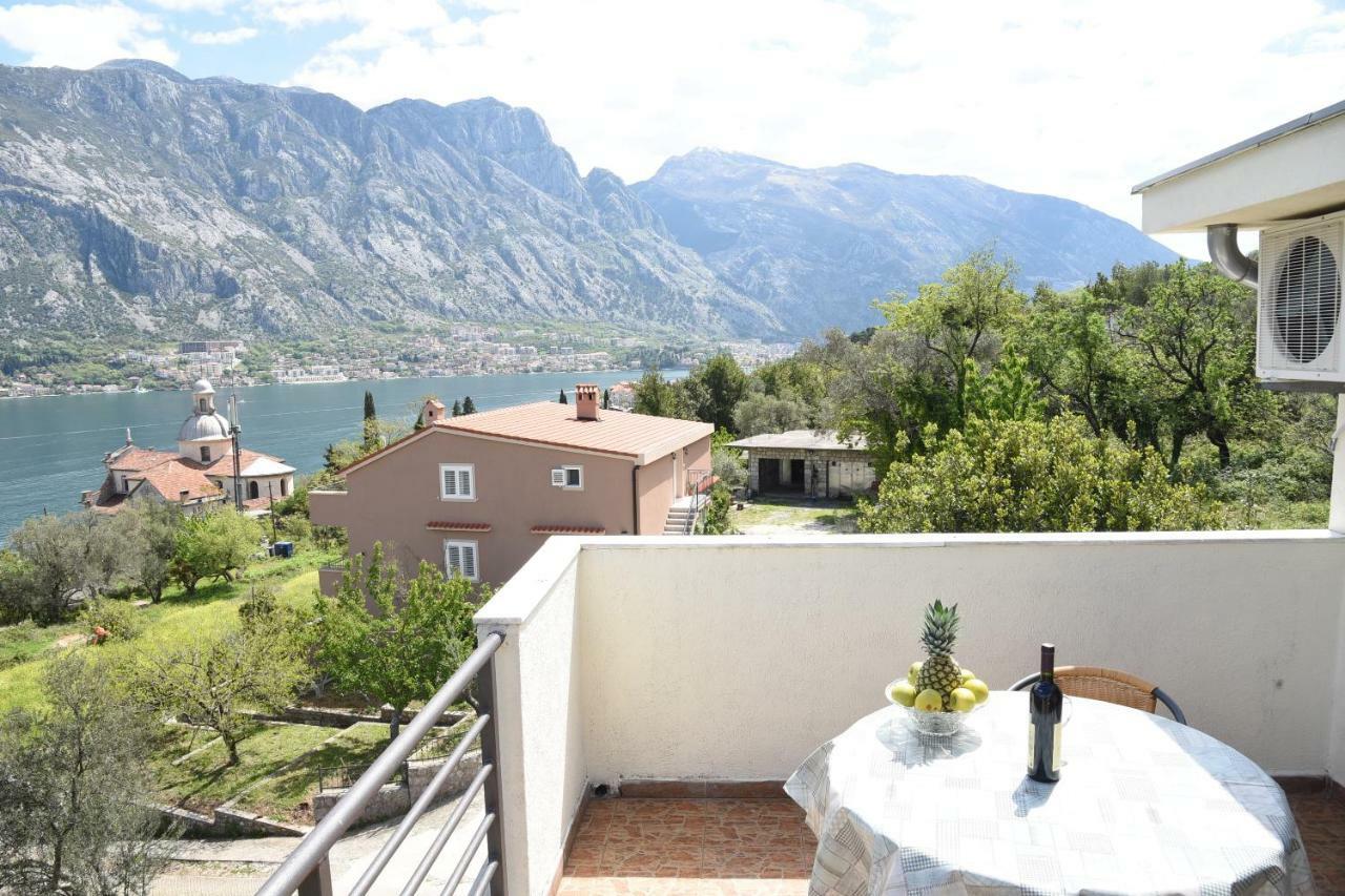 Apartments Krivokapic Prcanj With Bay View Kotor Exteriér fotografie