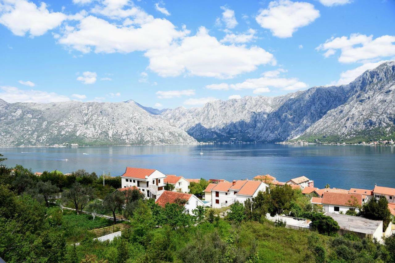Apartments Krivokapic Prcanj With Bay View Kotor Exteriér fotografie